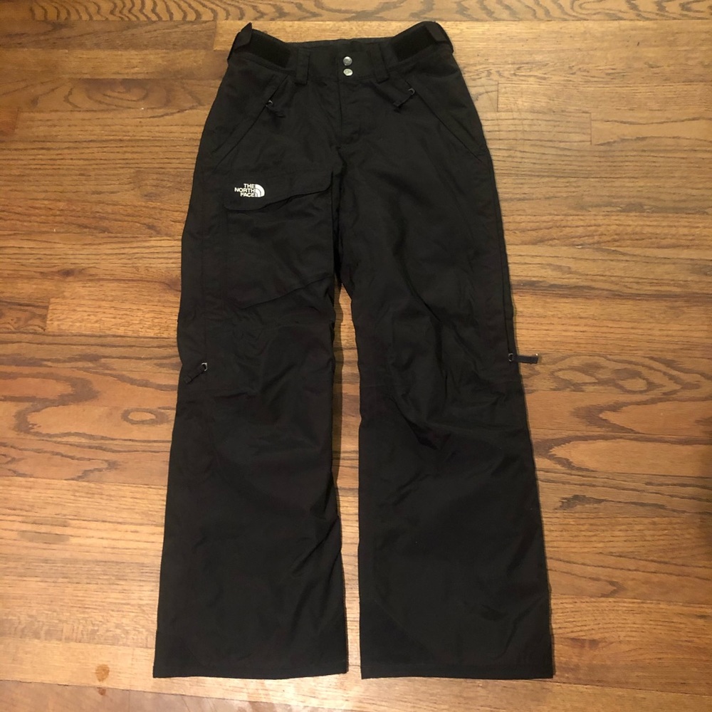 Woman’s Northface insulated ski pants